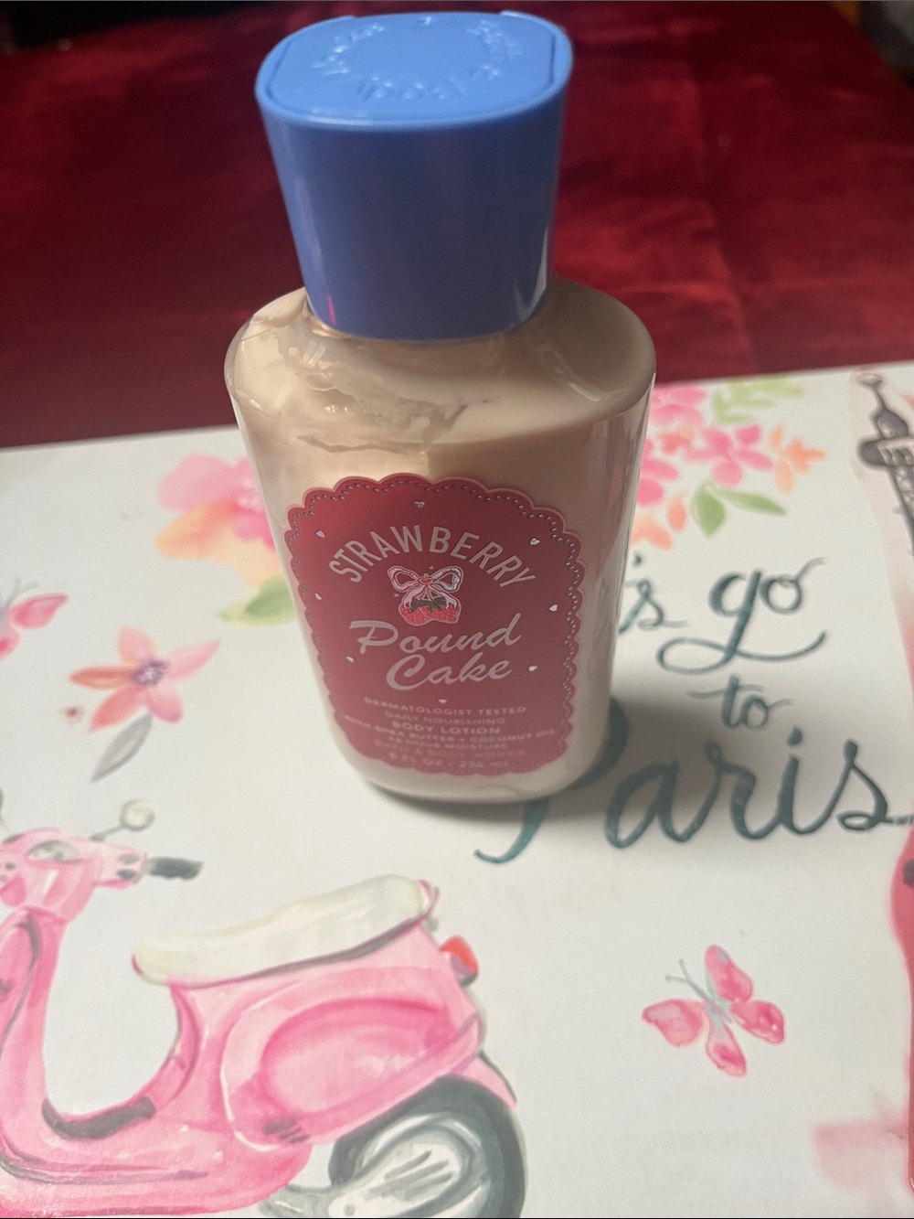 Scented Body Lotion — strawberry shortcake, Bath & body Works